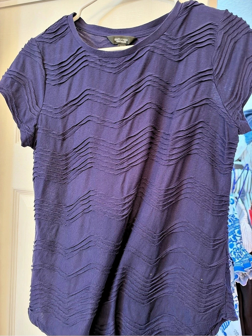 Simply Vera Wang Textured Short Sleeve Top in Purple Size Medium